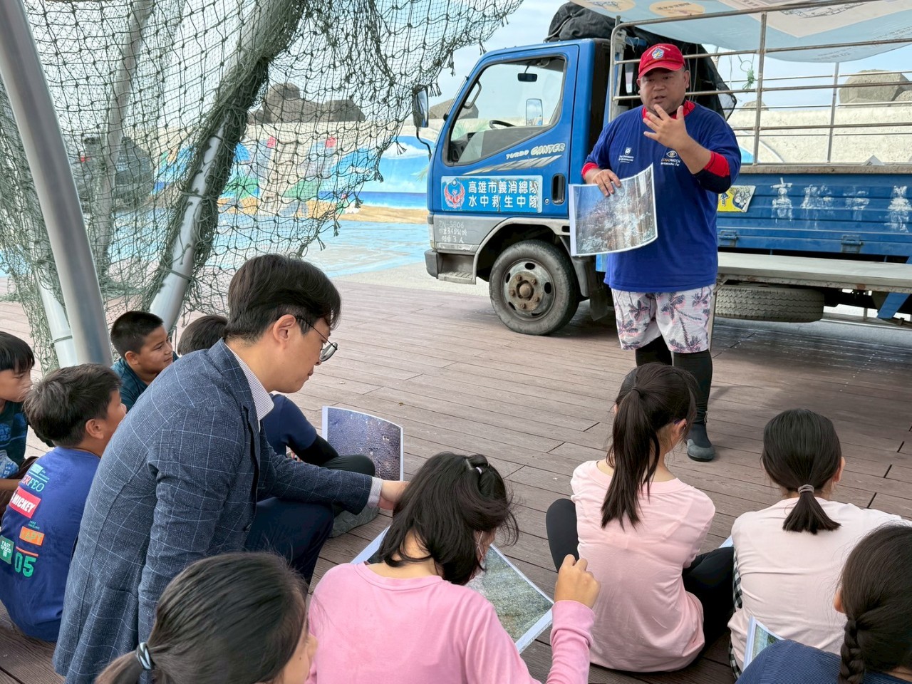 1140526海洋在地守護計畫學生水下浮潛觀察鈕扣珊瑚活動